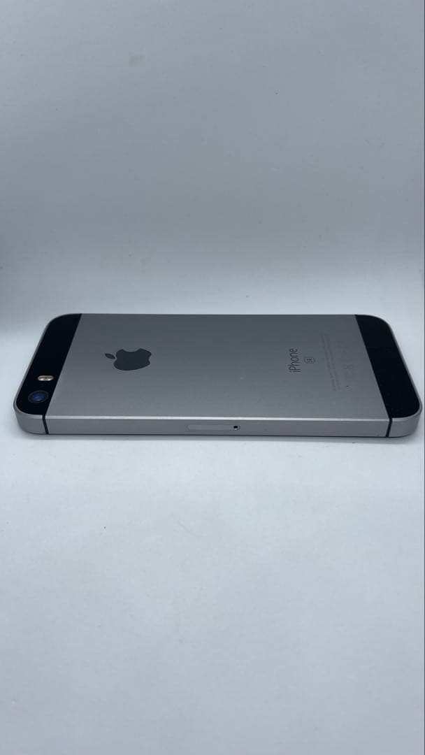iPhone SE 64GB スペースグレー 本体