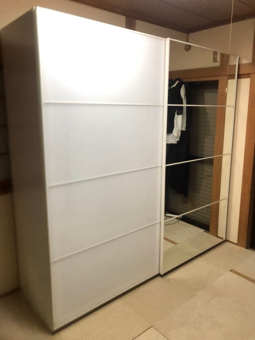 IKEA ワードローブ　PAX クローゼット　オーダーメイド　鏡　ミラー扉