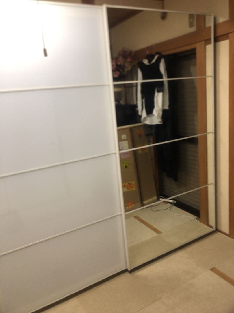 IKEA ワードローブ　PAX クローゼット　オーダーメイド　鏡　ミラー扉