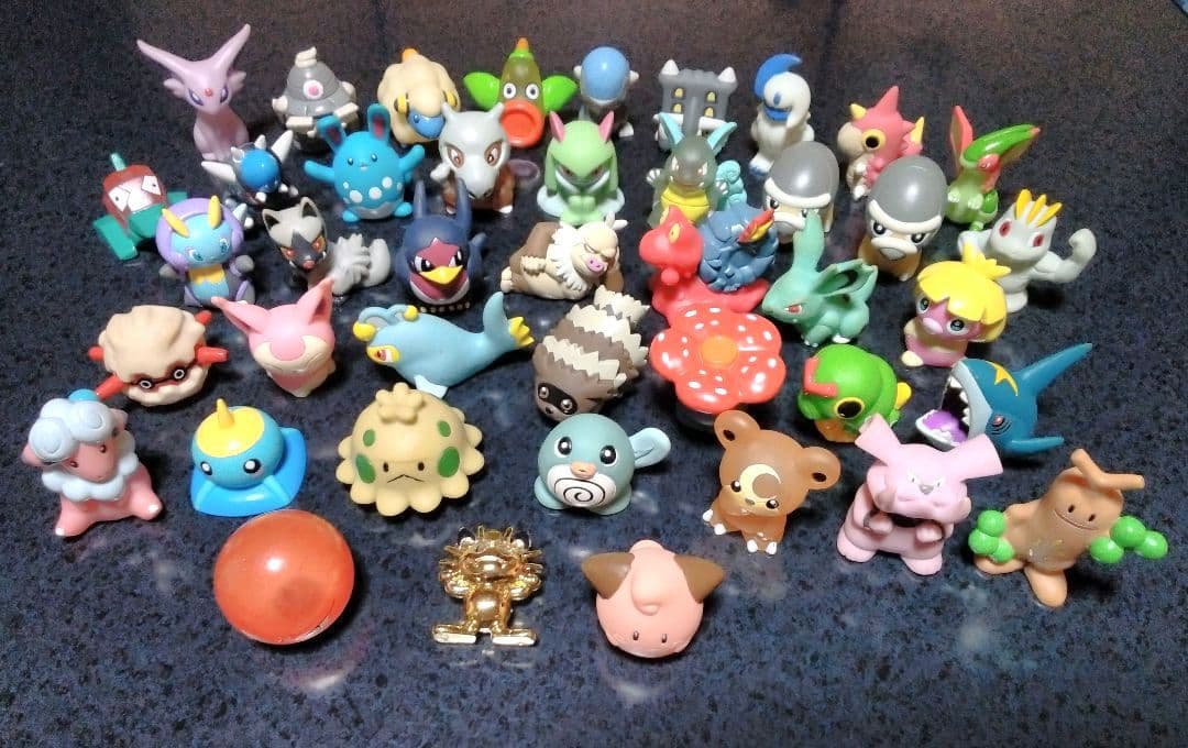 【約130点】ポケモン 指人形 ソフビ キーホルダー モンスターボール シール