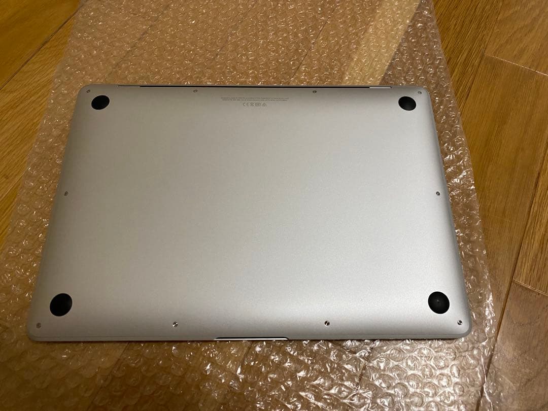 MacBook Air i7 16GB 256GB CTOモデル　【訳あり品】