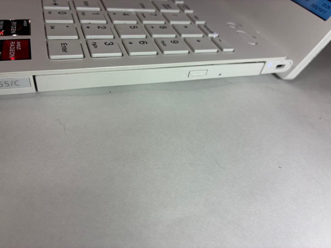 【美品】LAVIE Note Standard AMD Ryzen ホワイト