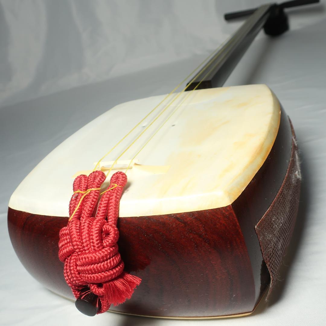 三味線 中棹 純銀ナット 黒檀ペグ ハードケース 撥 付属 地唄 和楽器 E18