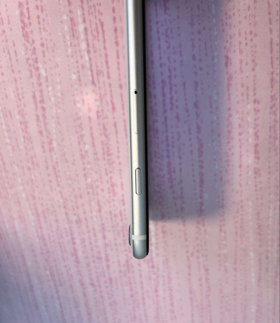 Apple iPhone SE2本体　2世代