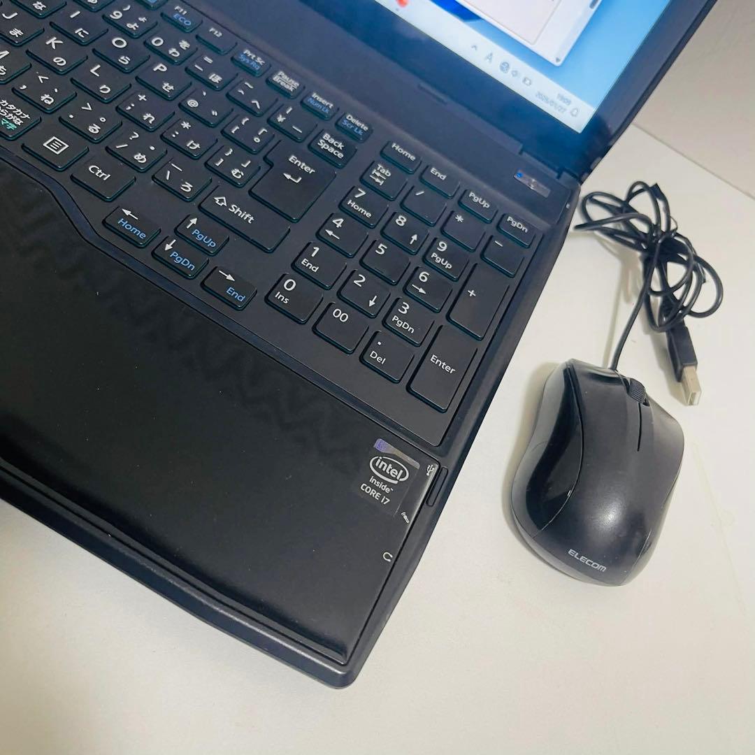 T18 Fujitsuノートパソコン i7高速 WEBカメラ Windows11