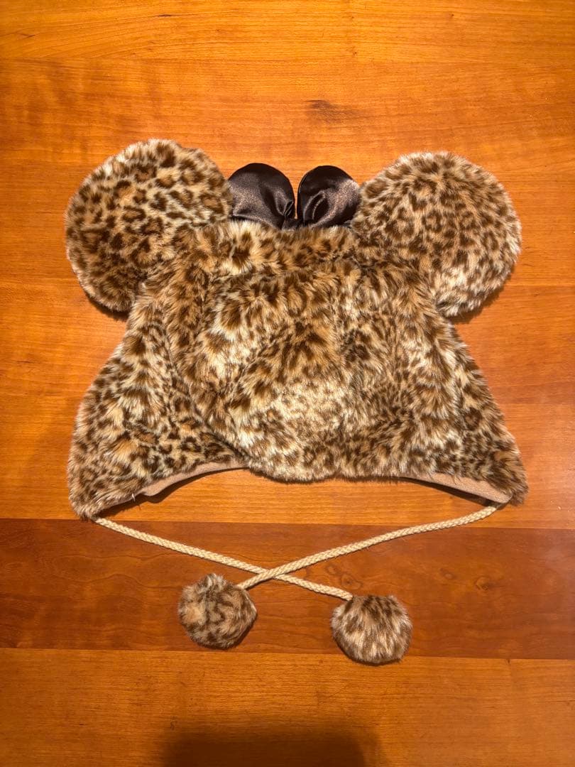 ディズニー　ヒョウ柄ファンキャップ