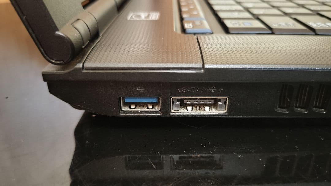 TOSHIBA B552/H (おまけ:ペンタブ・マウス付)