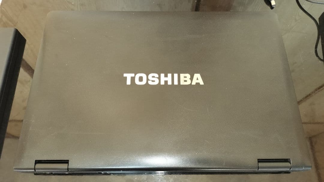 TOSHIBA B552/H (おまけ:ペンタブ・マウス付)