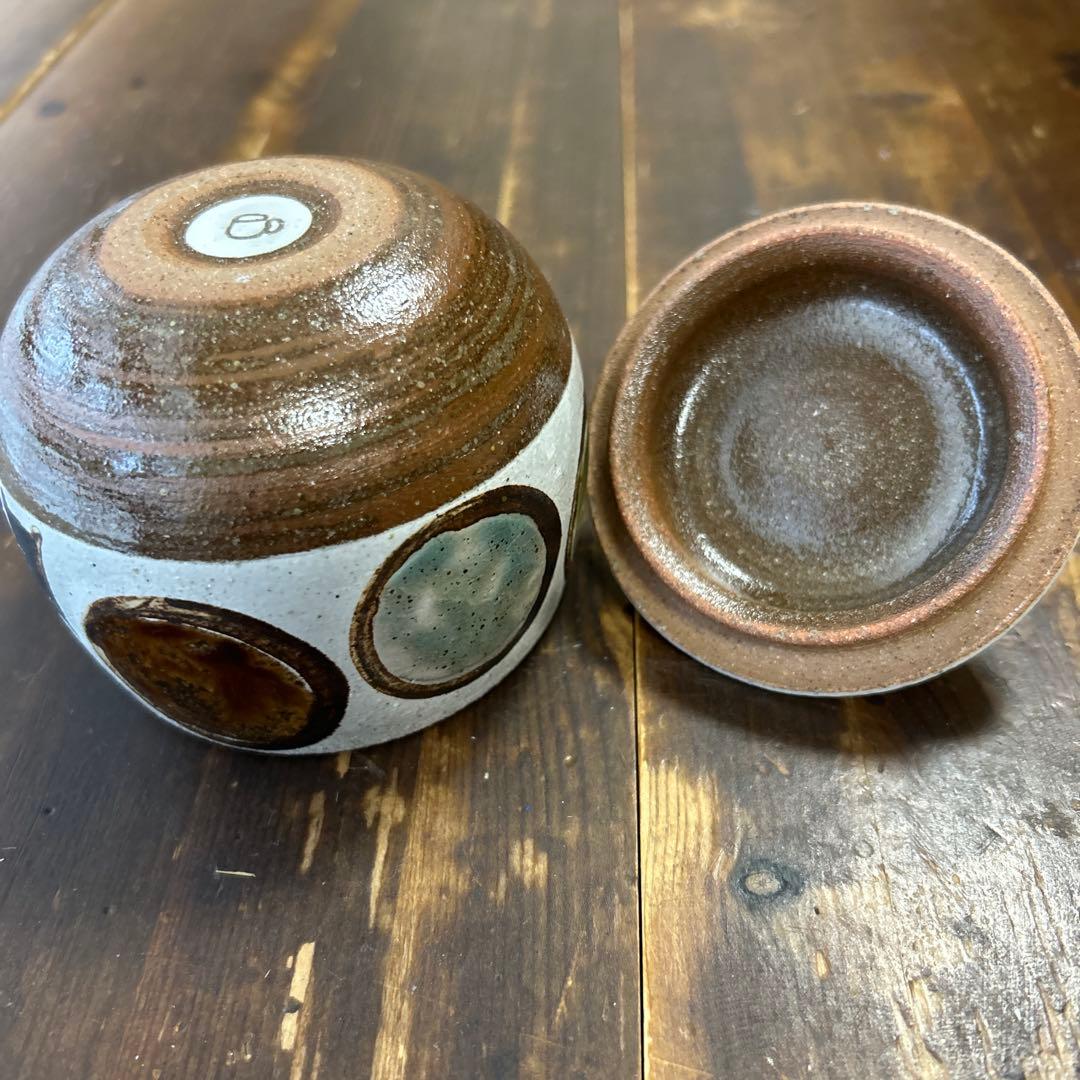 沖縄　やちむん　おなが家　陶芸作家　1点もの　蓋物