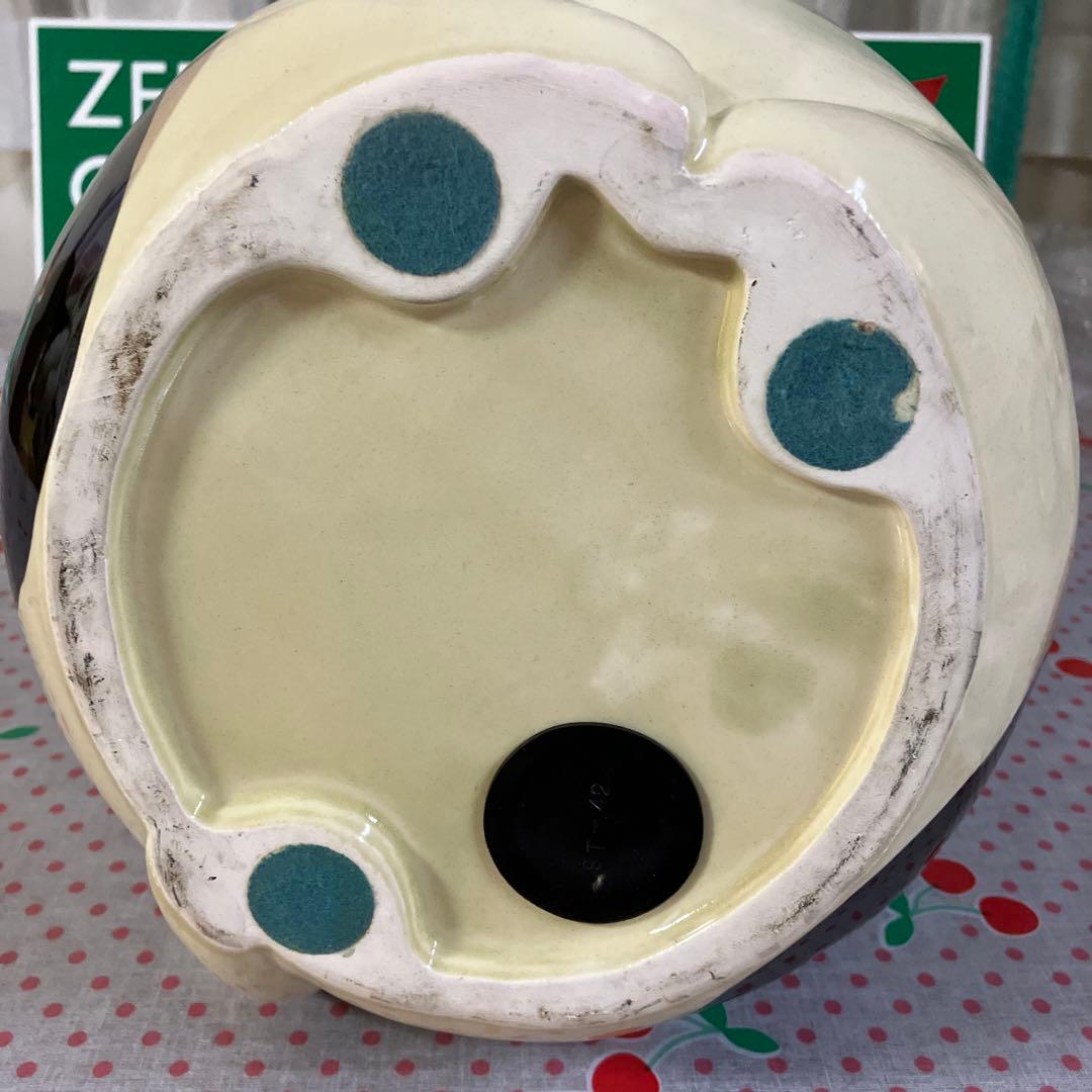 ☆招き猫　貯金箱　陶器　ファンシー☆