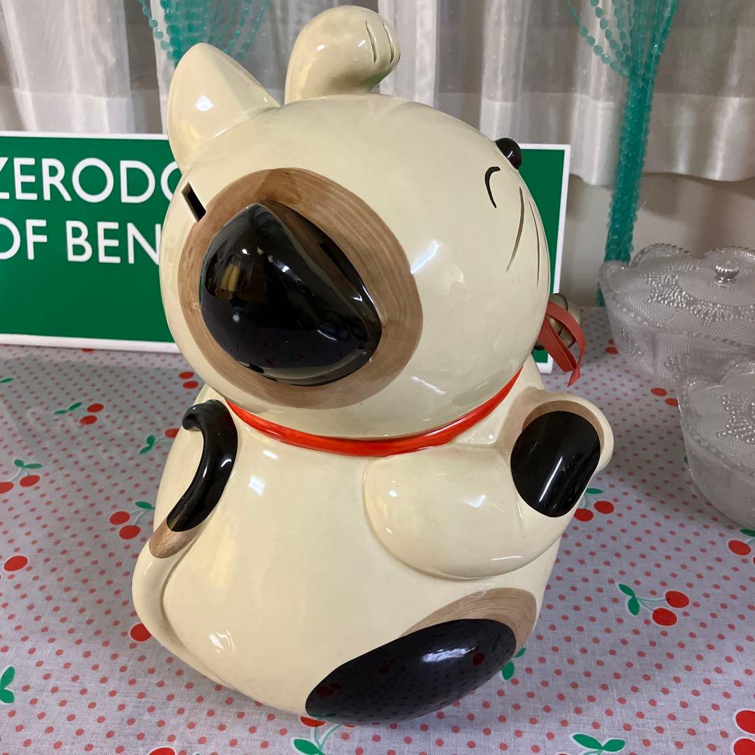 ☆招き猫　貯金箱　陶器　ファンシー☆