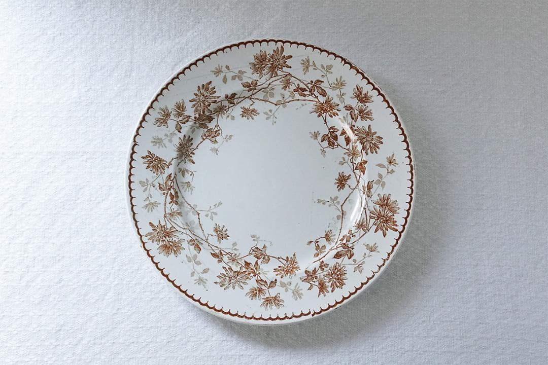 フランス　クレイユモントロー　MIGNARDISE　デザート皿　21cm　①