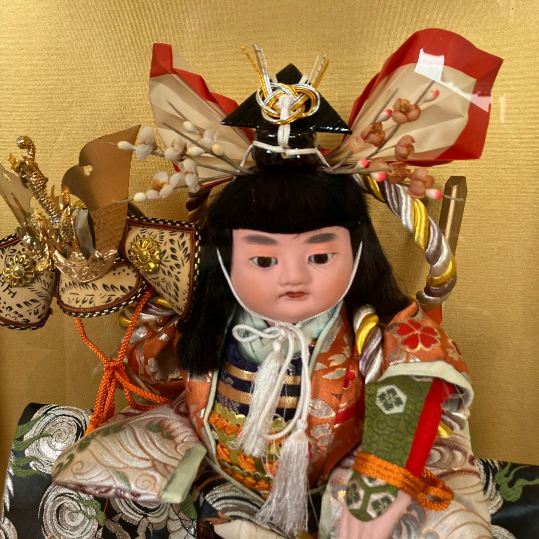 節句の男の子の兜人形