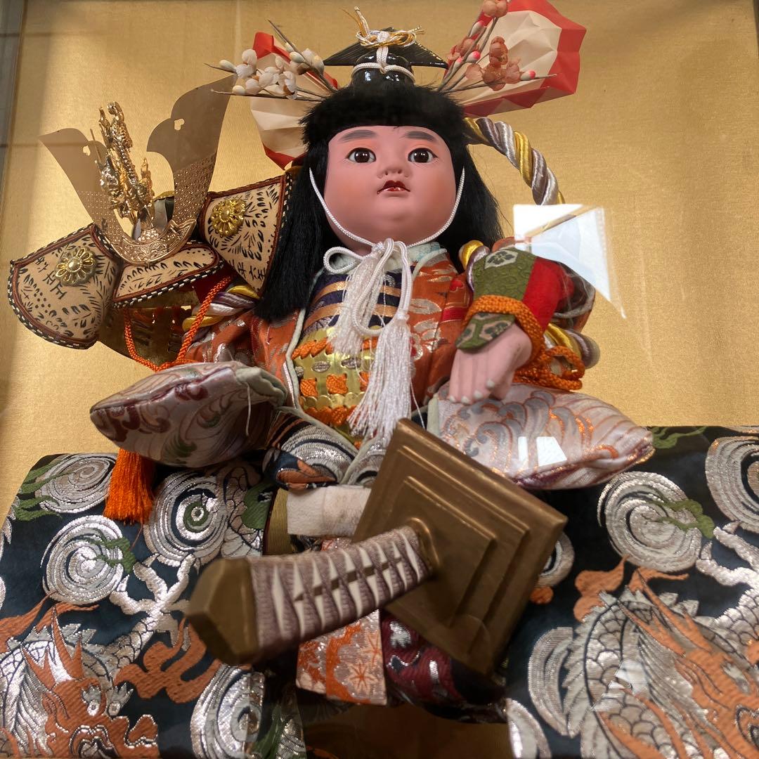 節句の男の子の兜人形