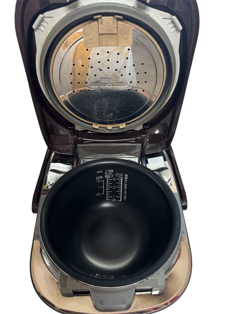 ラ*ギ様 IH炊飯器 NP-WA10 中古