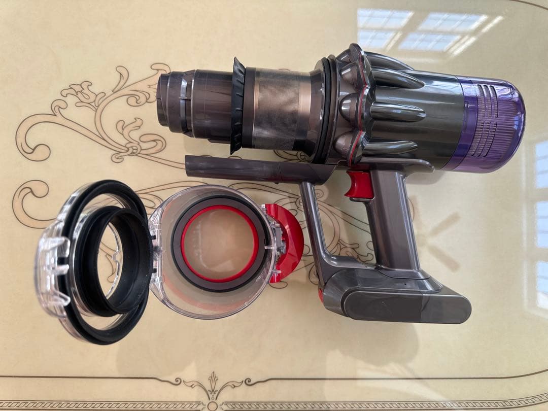 dyson デジタルスリム　SV18 コードレス掃除機　匿名配送