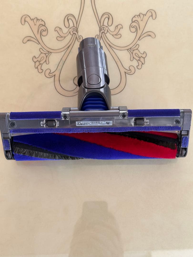 dyson デジタルスリム　SV18 コードレス掃除機　匿名配送