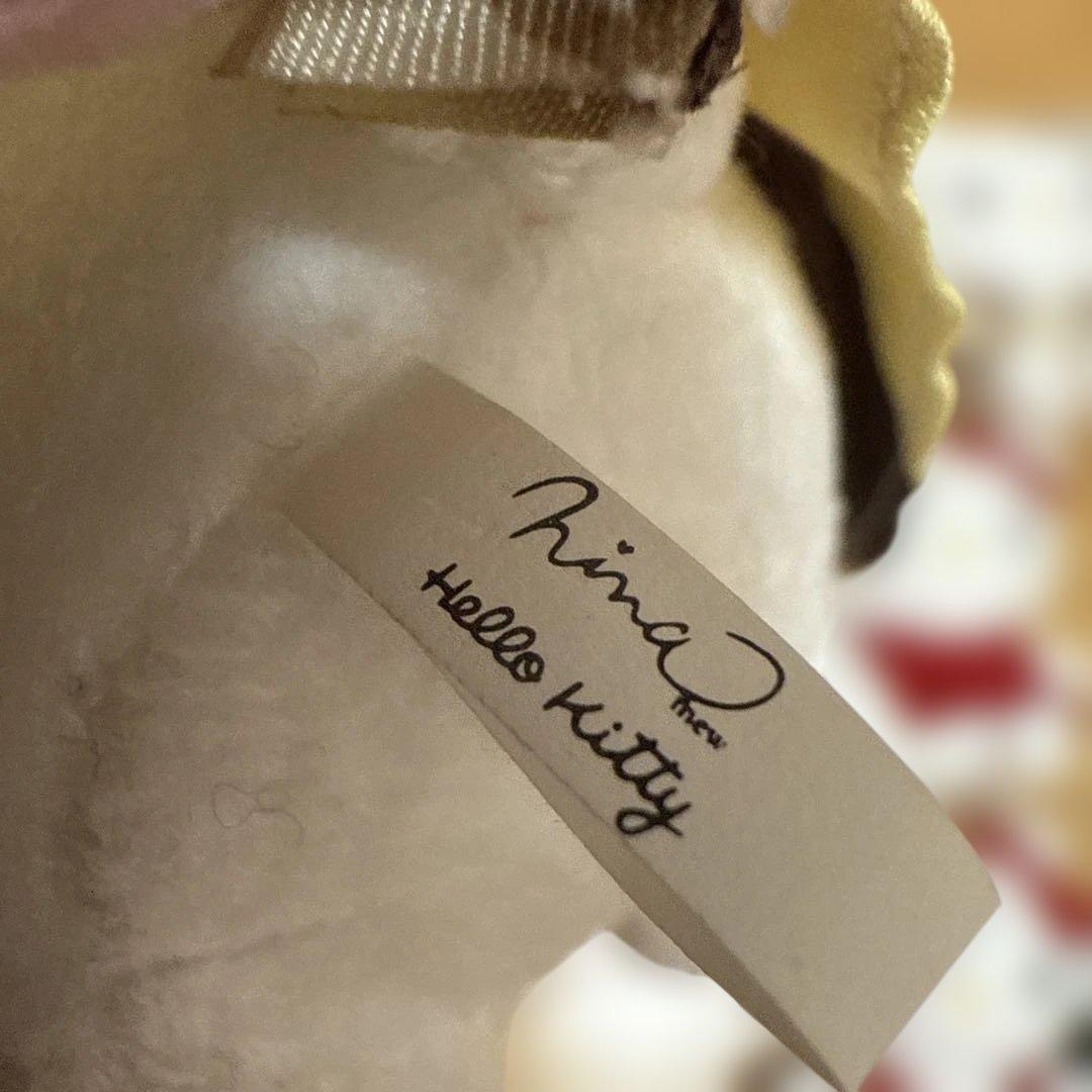 ハローキティ　Nina mew ニーナミュウコラボ　ぬいぐるみマスコットサンリオ