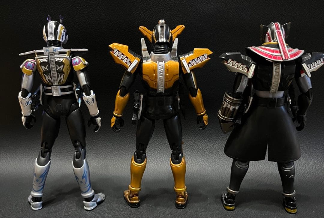 s.h.フィギュアーツ　仮面ライダー電王　クライマックスフォーム　牙王　ネガ電王