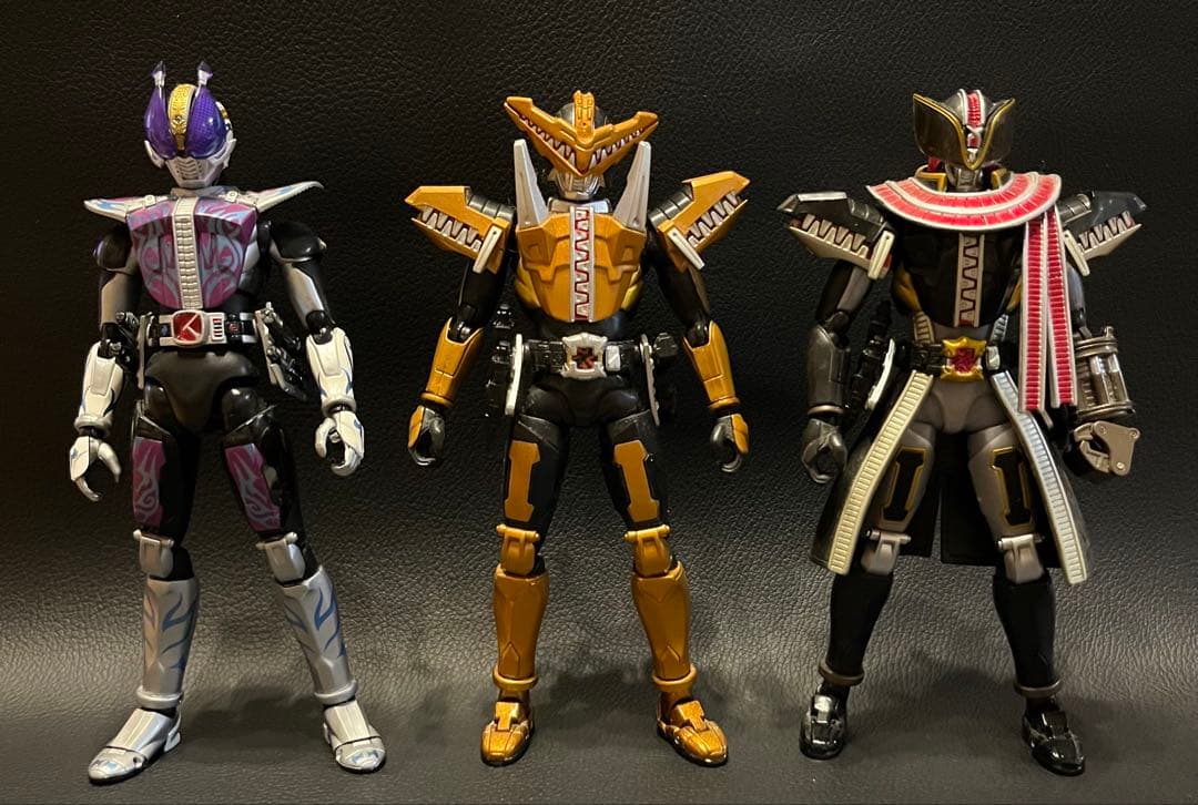 s.h.フィギュアーツ　仮面ライダー電王　クライマックスフォーム　牙王　ネガ電王