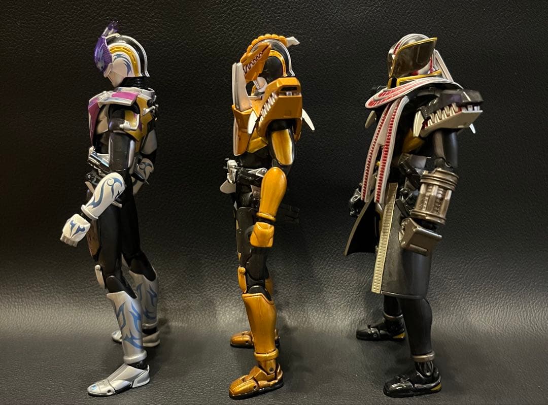 s.h.フィギュアーツ　仮面ライダー電王　クライマックスフォーム　牙王　ネガ電王