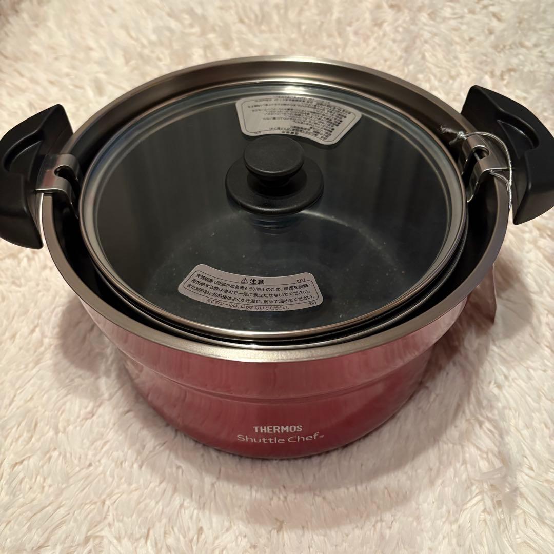 【新品・未使用✨】THERMOS 真空保温調理器　シャトルシェフ2.8L レッド