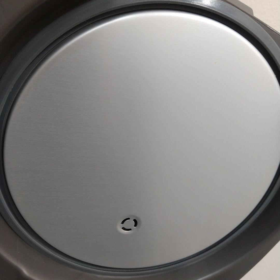 p*e様 M2 SHARP シャープ 炊飯器 22年製 5.5合炊き KS-S1