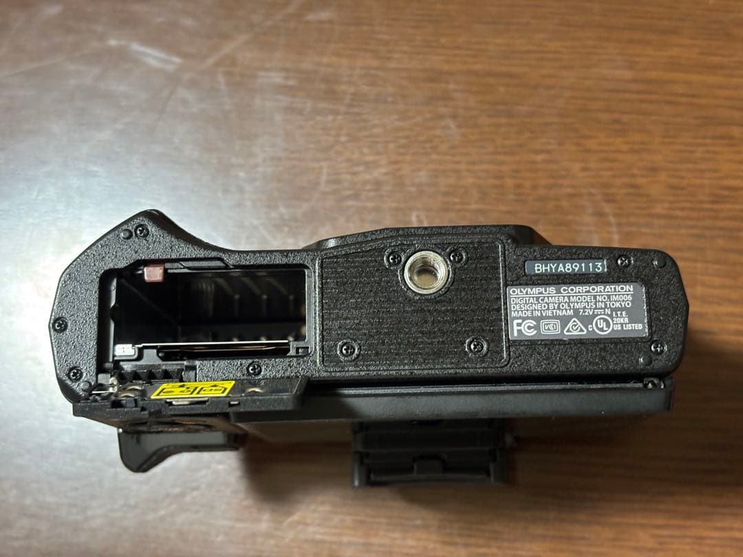 オリンパス OM-D E-M10 Mark III 液晶不良 BCL-1580付