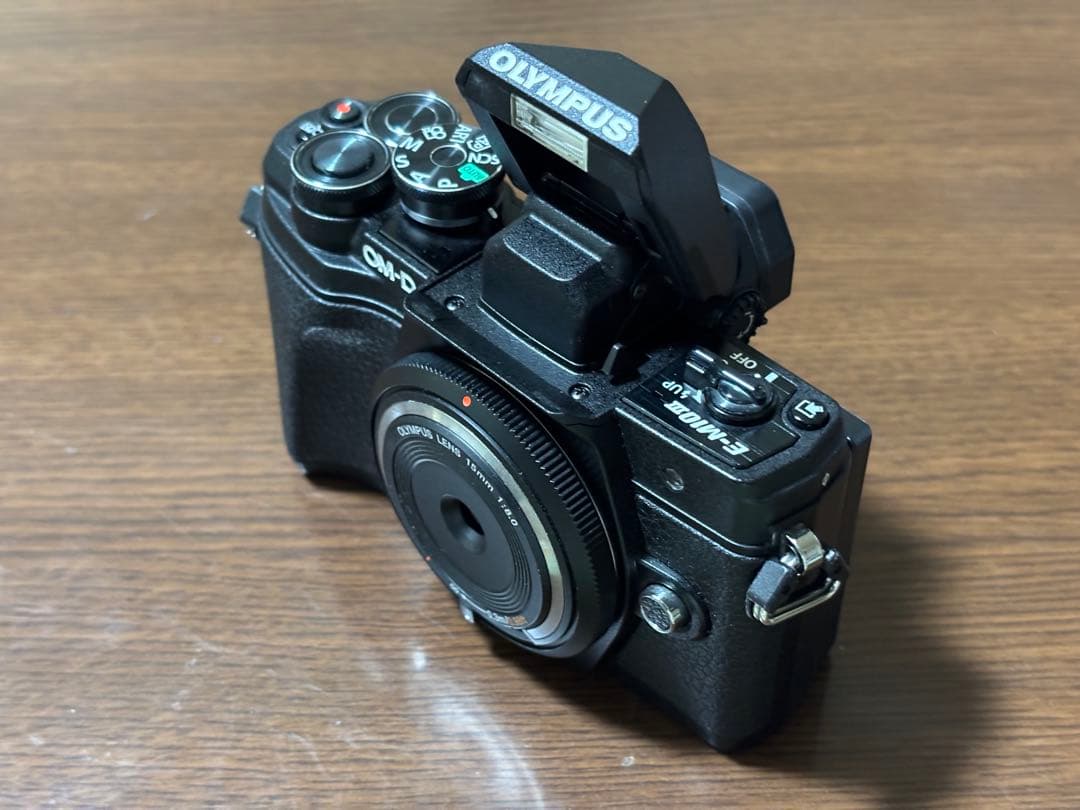 オリンパス OM-D E-M10 Mark III 液晶不良 BCL-1580付