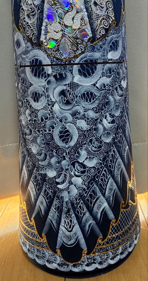 ロシア民芸品　木製のボトル入れ