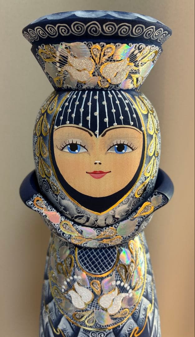 ロシア民芸品　木製のボトル入れ