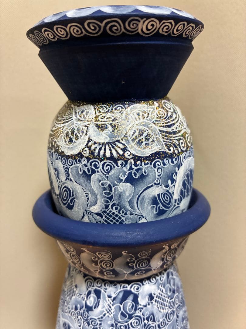 ロシア民芸品　木製のボトル入れ
