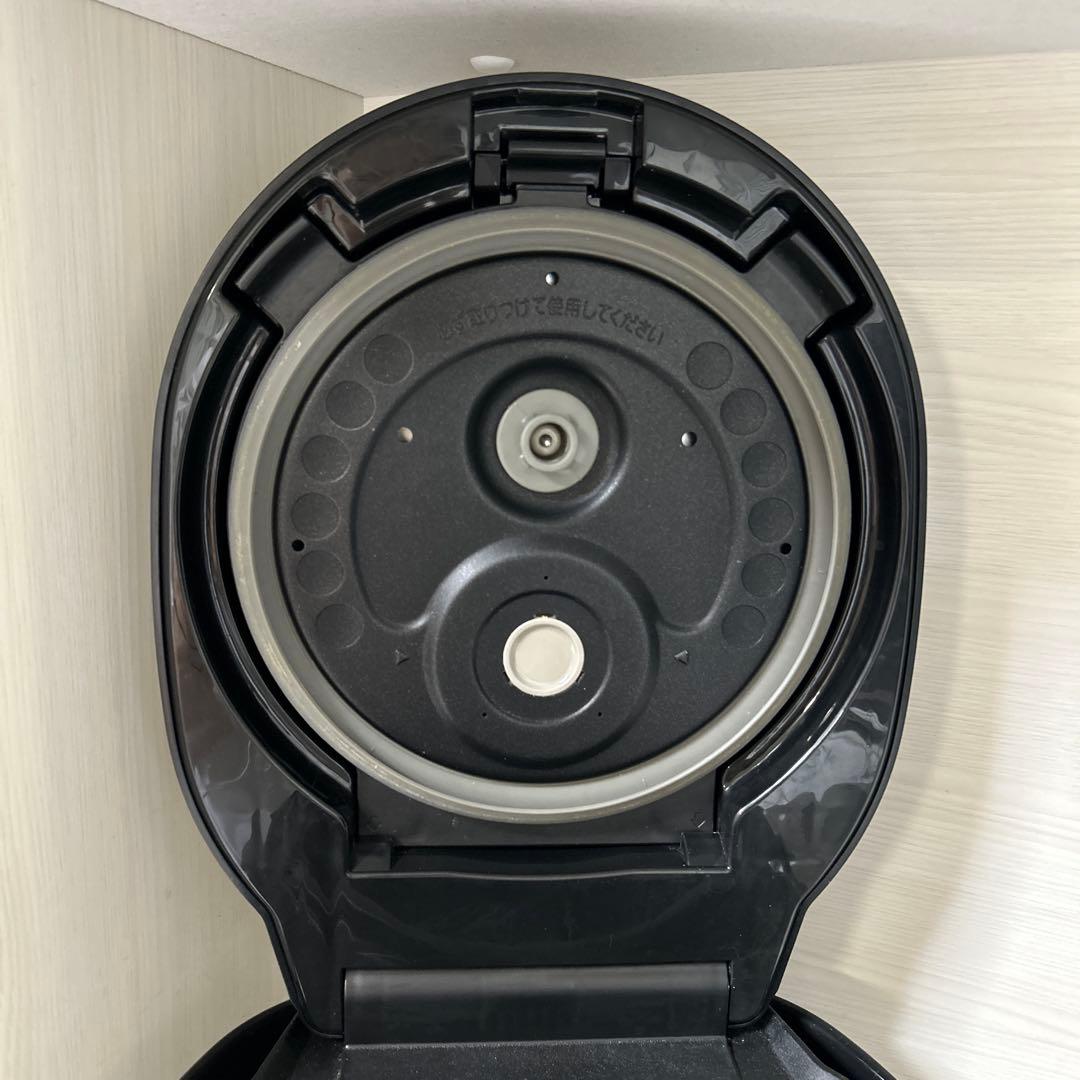 送料込み、￼TIGER JKN-G100炊飯器