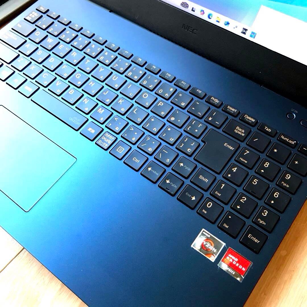 Windowsノート本体 NEC LaVie N1535/AAL(M.2 NVMe SSD500GB)