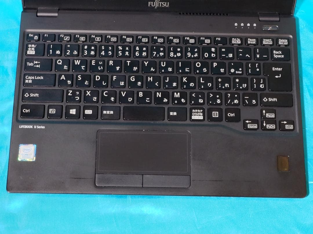 LIFEBOOK U939/A core i7-8665U フルHD メモリ8G
