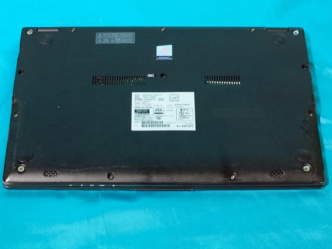 LIFEBOOK U939/A core i7-8665U フルHD メモリ8G