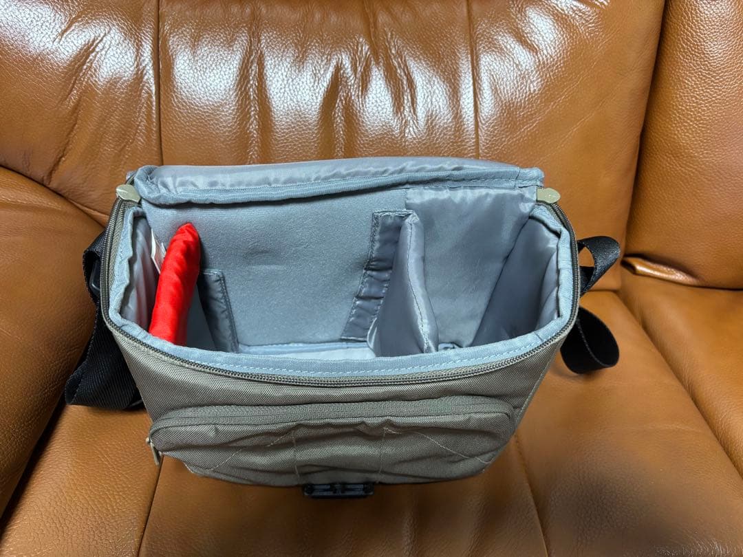 Canon EOS kiss X4 ダブルズームキット 中古