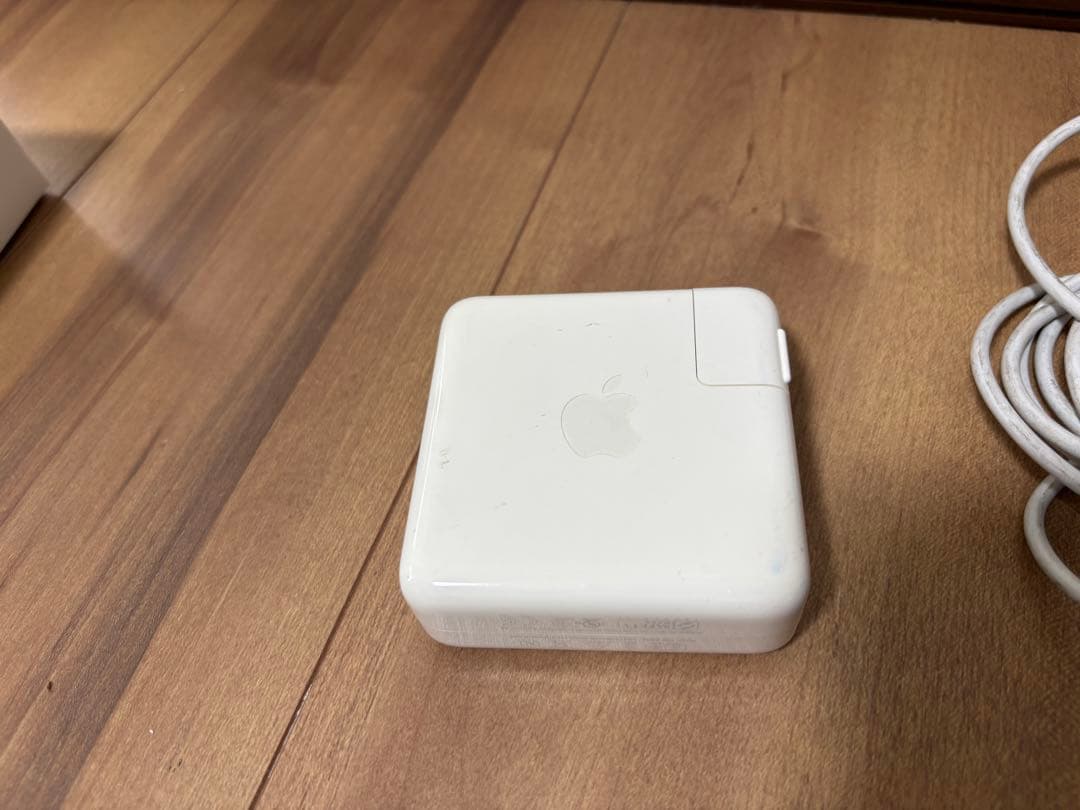 スマホ・タブレット・パソコン macbook pro2016