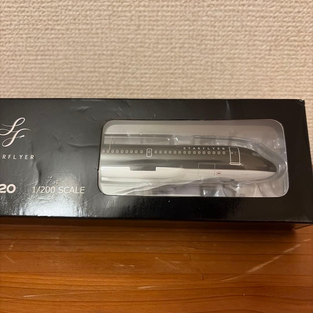 スタープライア-航空STARFLYER エアバス A320 1/200 13
