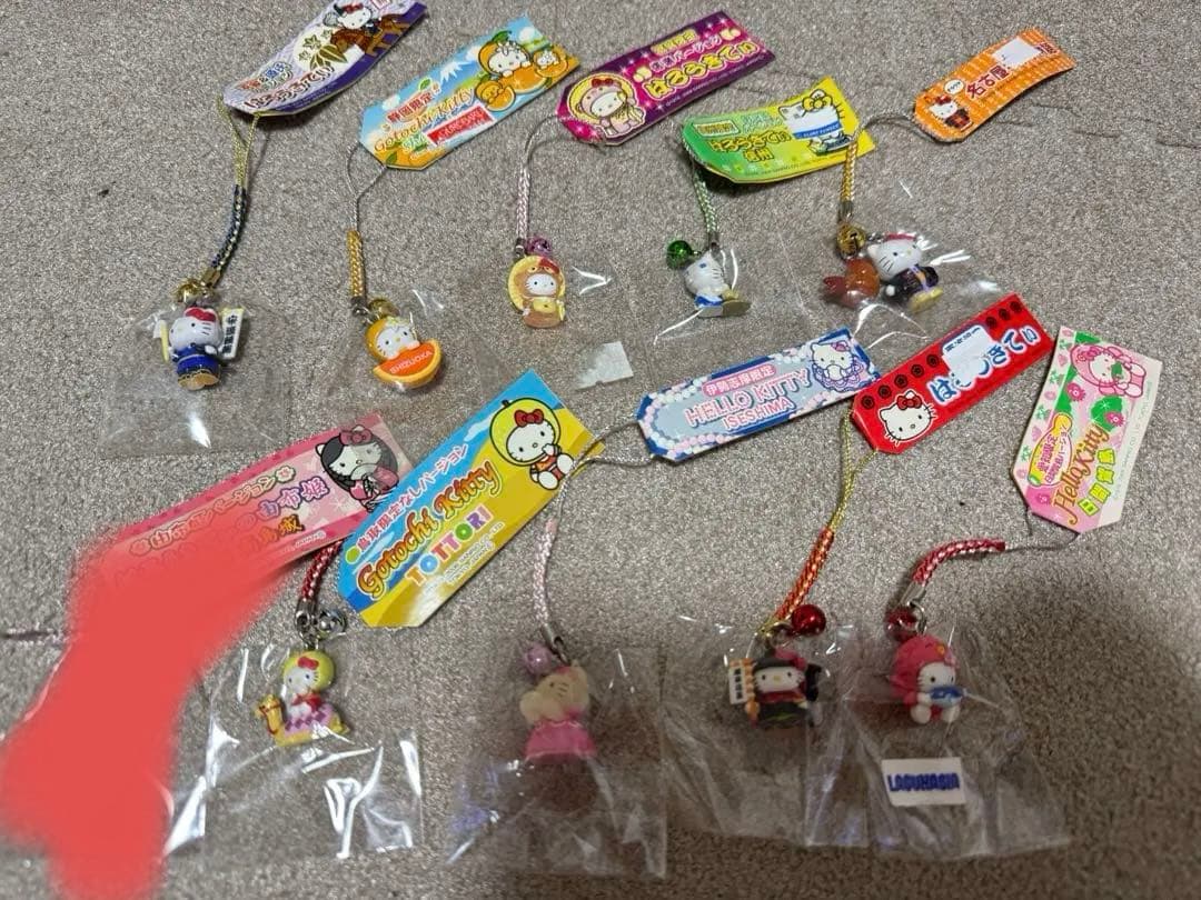 ご当地キティ根付8点セット