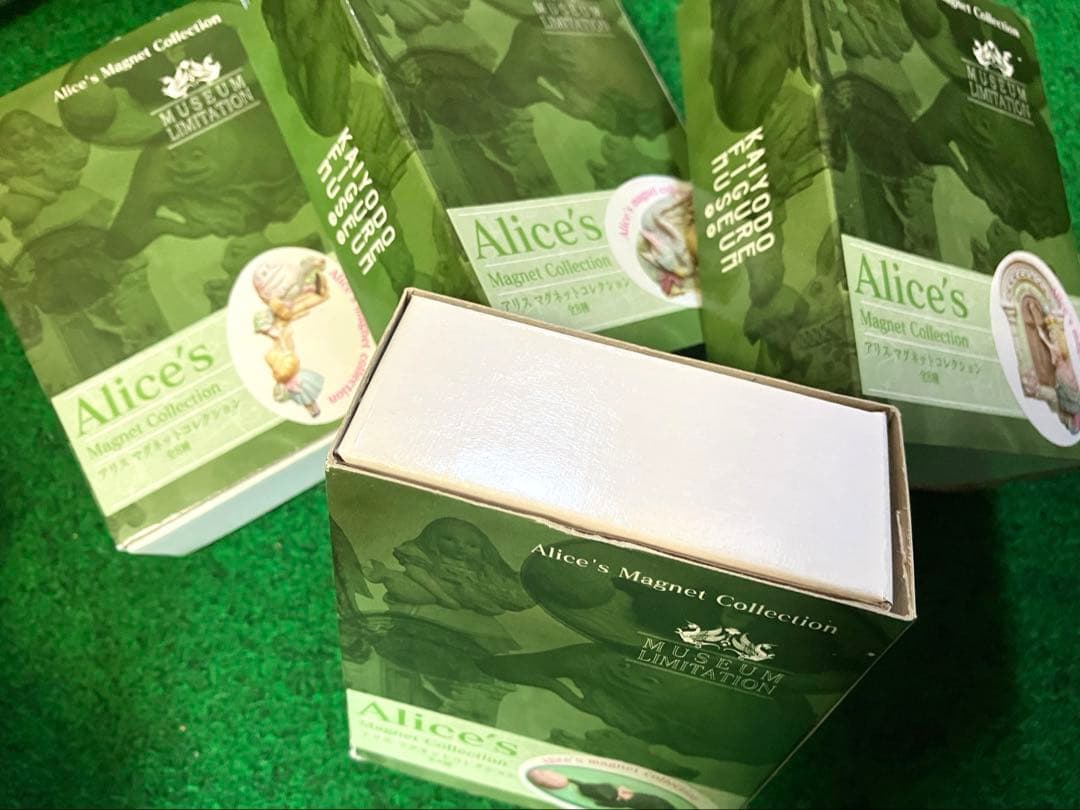 海洋堂フィギュアミュージアム　黒壁限定　アリス マグネット コレクション 全8種