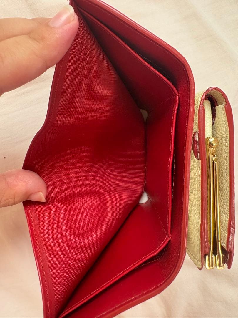 miumiu マドラスチェリー　ウォレット　三つ折り財布　さくらんぼ チェリー
