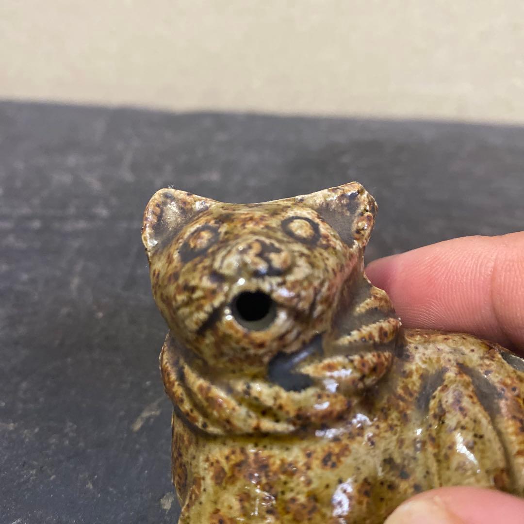ネコ形 陶器 装飾品
