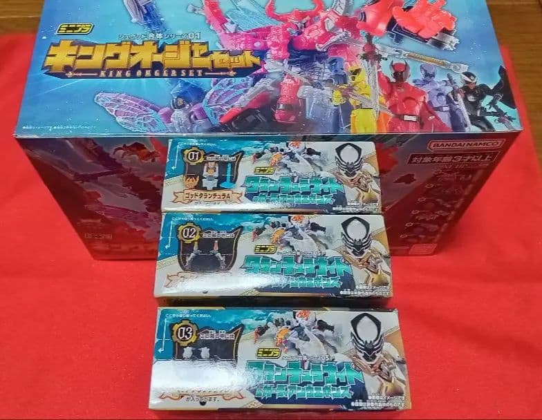 未開封　ミニプラ　キングオージャー　＆　タランチュラナイト　セット