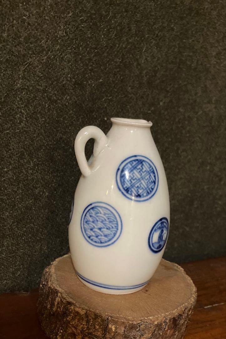 青い模様の耳付き徳利　丸紋　染付　 酒器 アンティーク