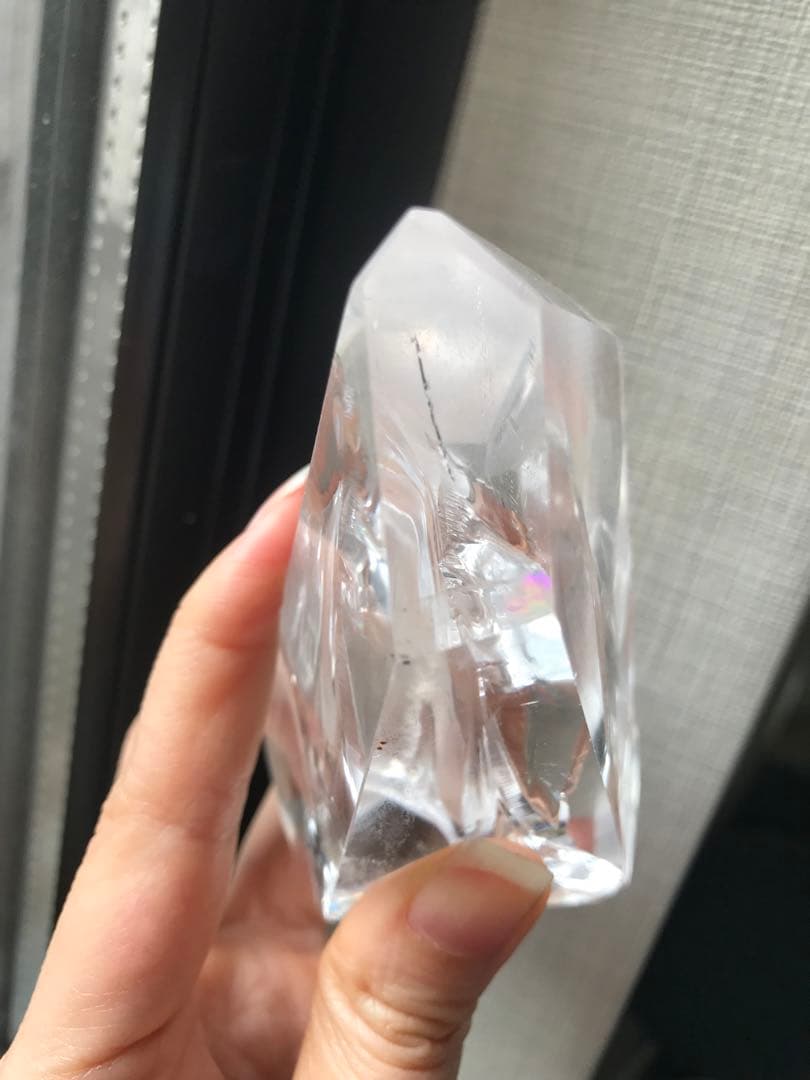 ☘️❤︎虹入り❤︎高透明 水晶（クリアクォーツ）フリーフォーム 天然石