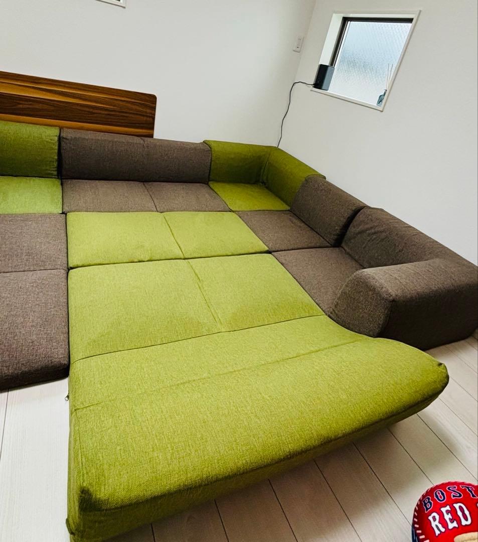 ローソファ　コーナーソファ　2セット＋ジョイントマット２つ(グリーン&ブラウン)