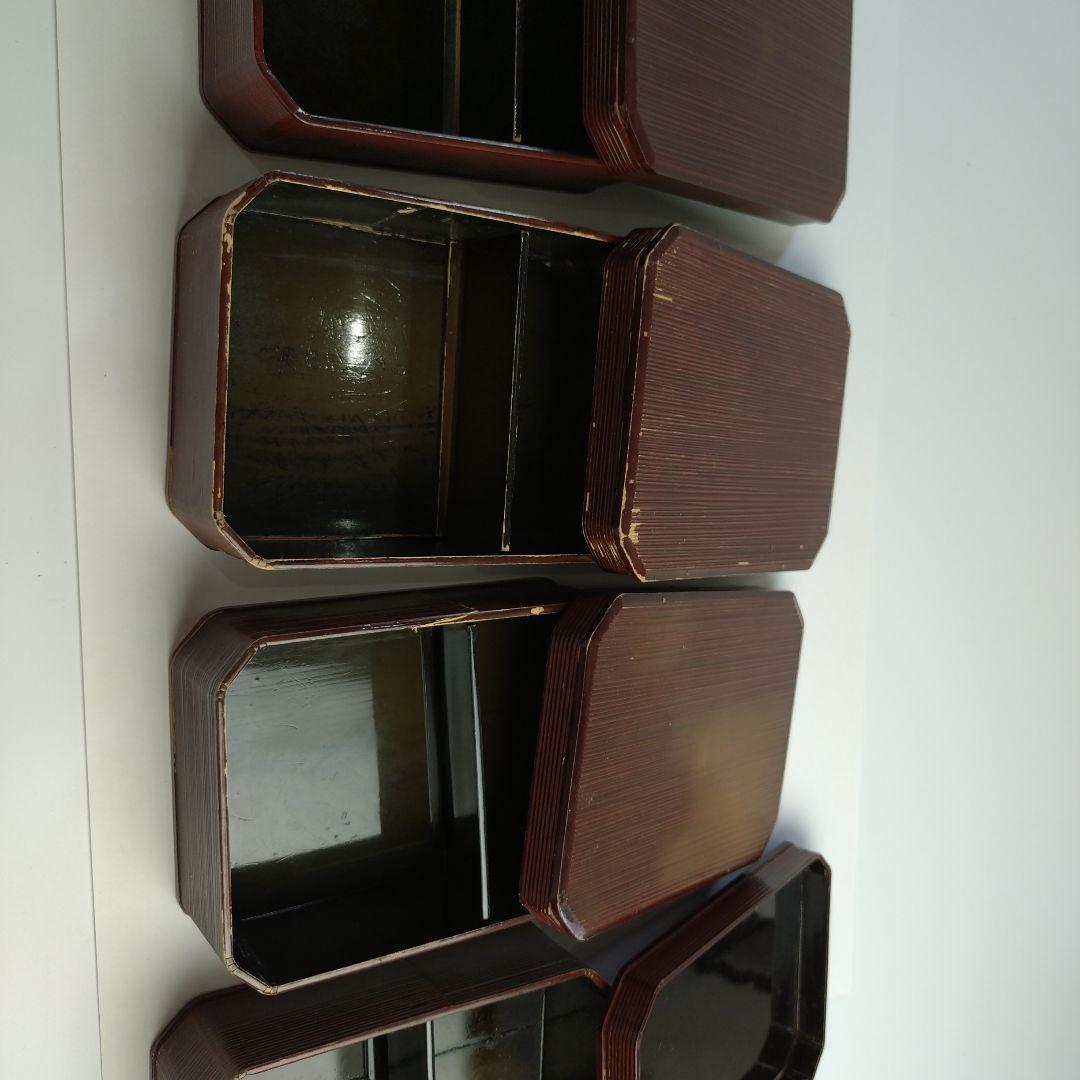 希少　アンティーク　おかもち　伝統的な木製　4段　弁当箱