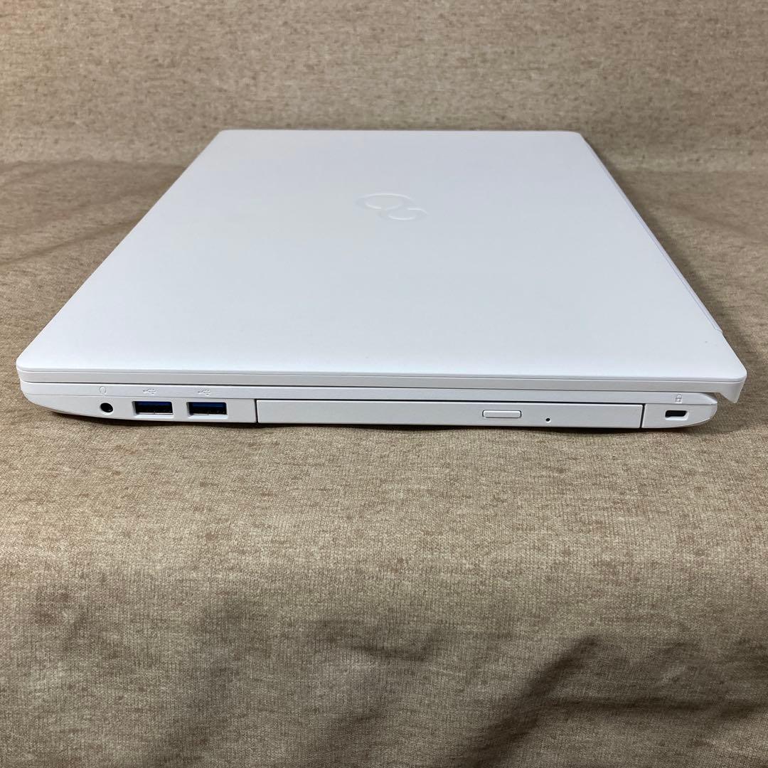 ノートPC FMV3515H1W FUJITSU
