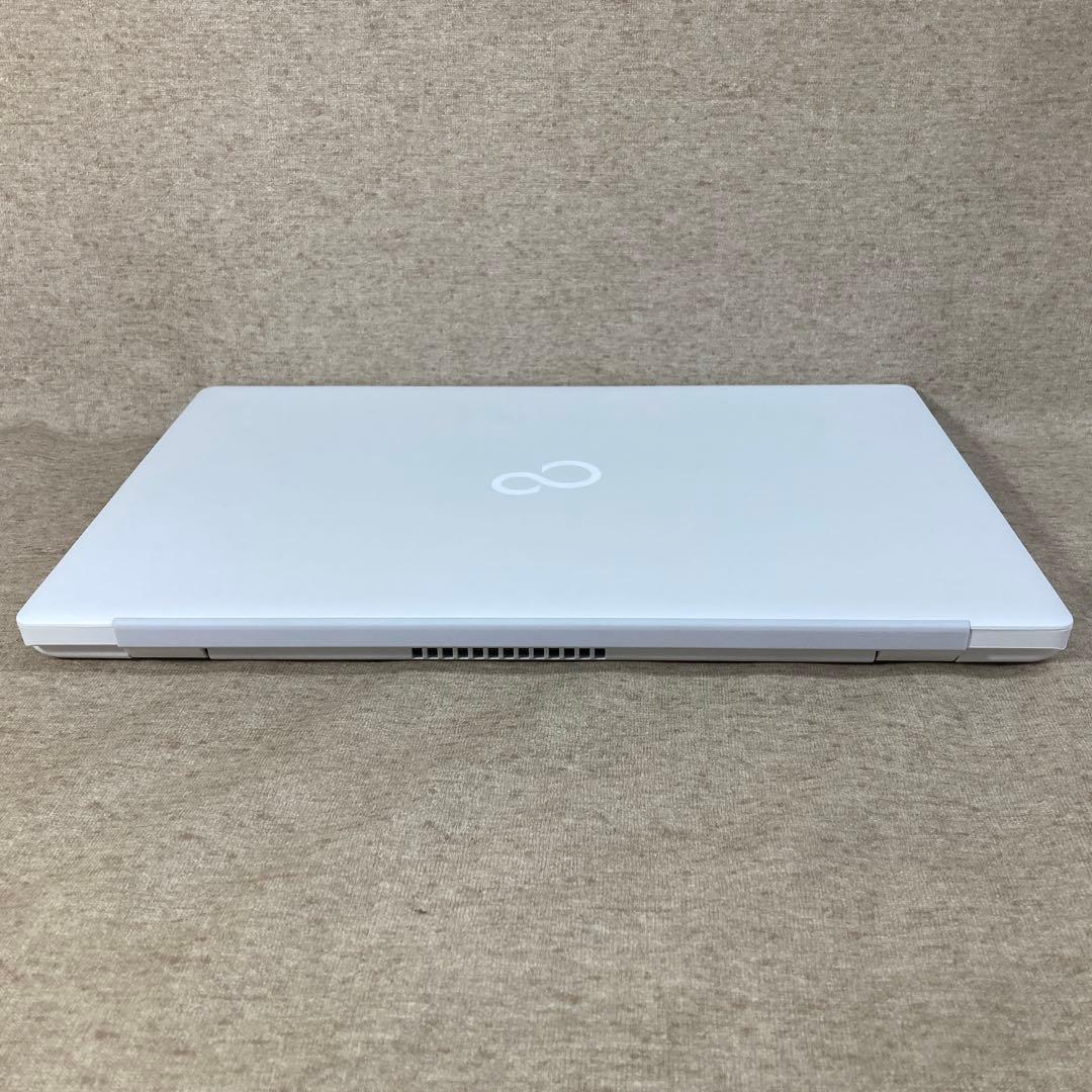 ノートPC FMV3515H1W FUJITSU